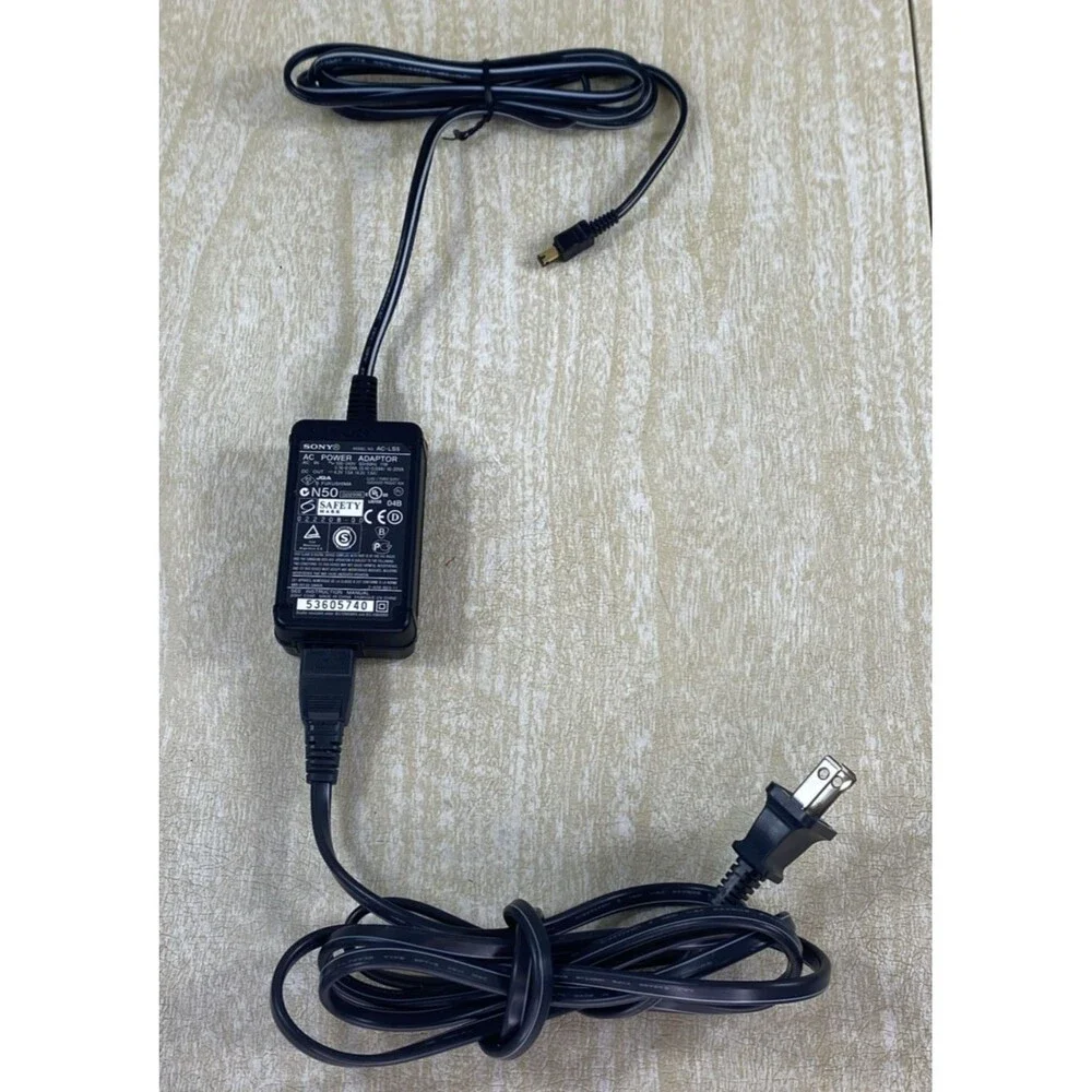 Sony AC-LS5 CyberShot AC Power Adapter 4.2V 1.7A - Tested
